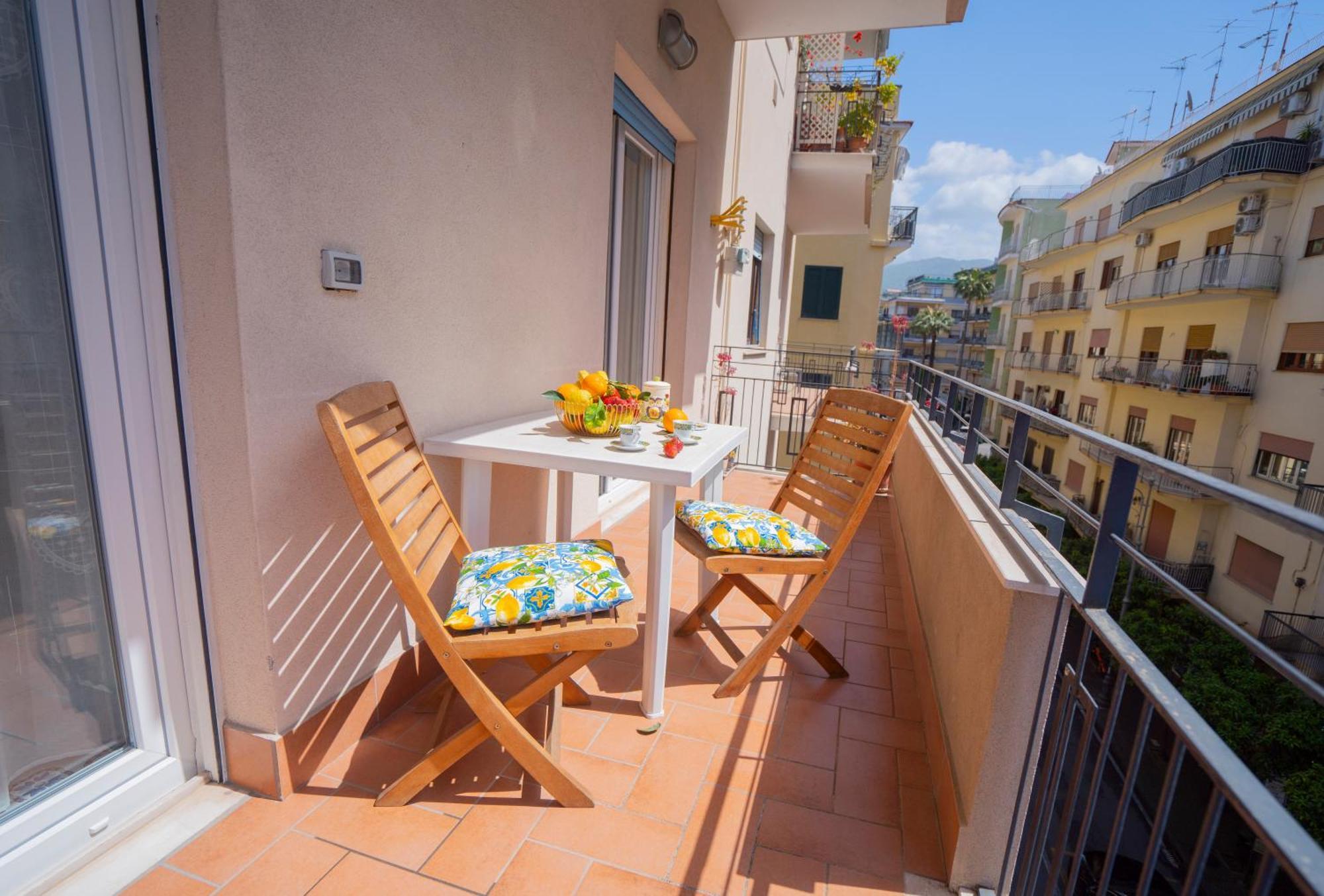 Symphony House Bed and Breakfast Sorrento Exteriör bild